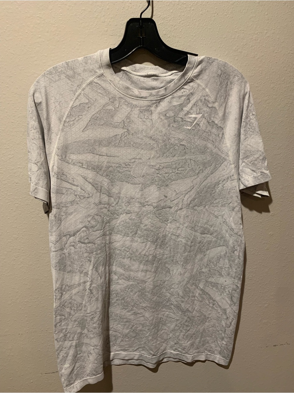 Gymshark White & Light Gray Marble-Effect Short Sleeve Tee